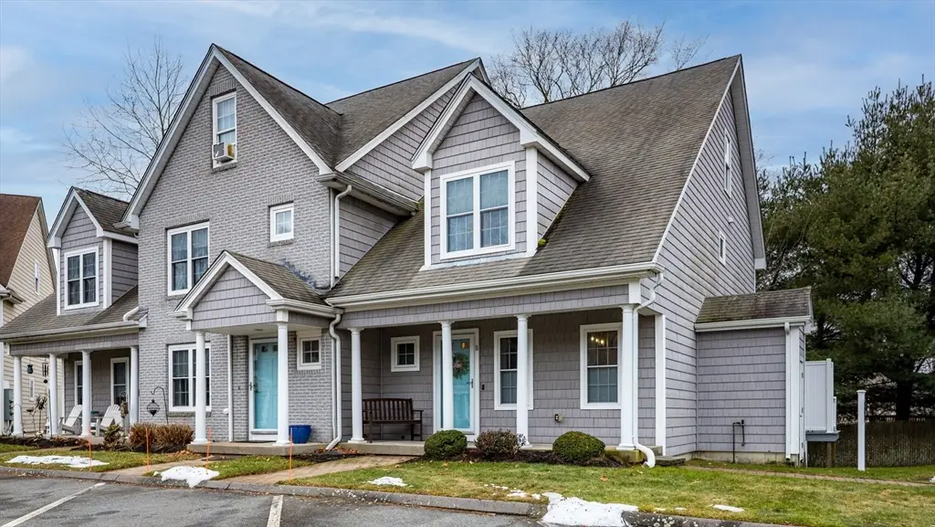 700 Lees River Ave #15, Somerset, MA 02725 - Image #1