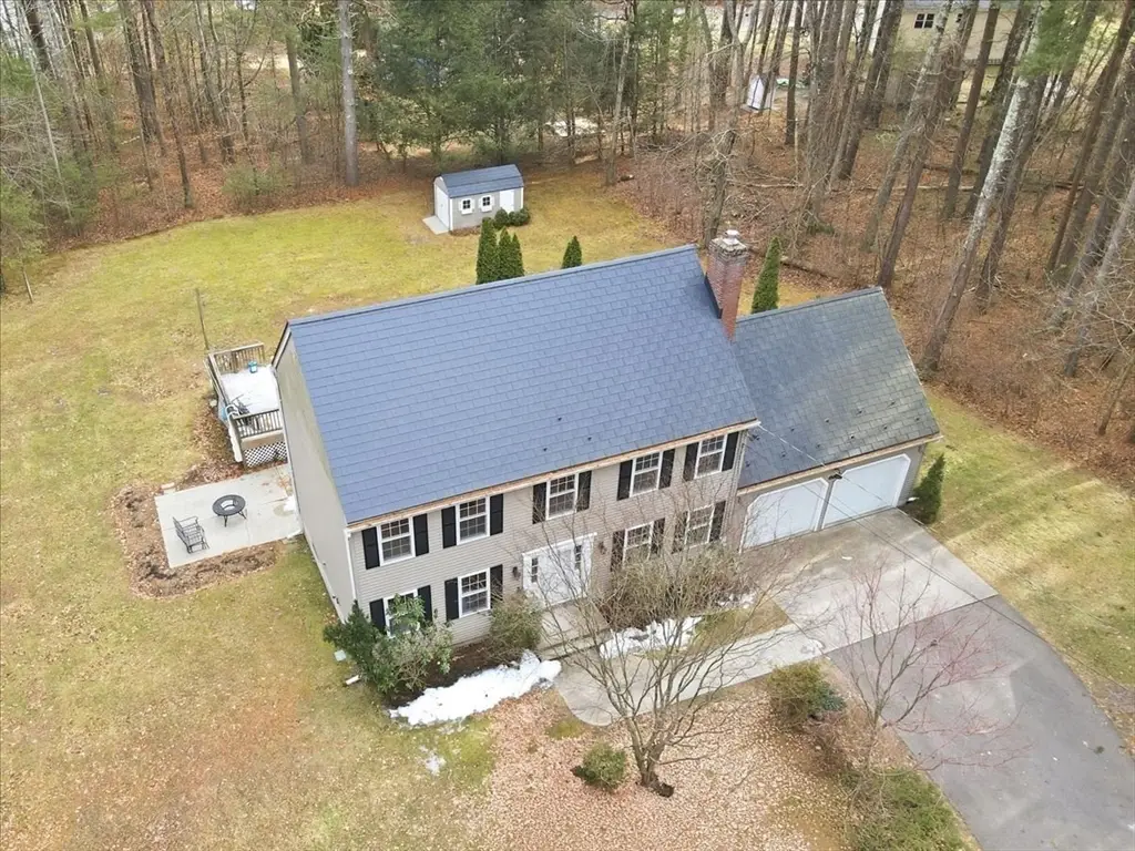 66 Box Pond Dr, Bellingham, MA 02019 - Image #1