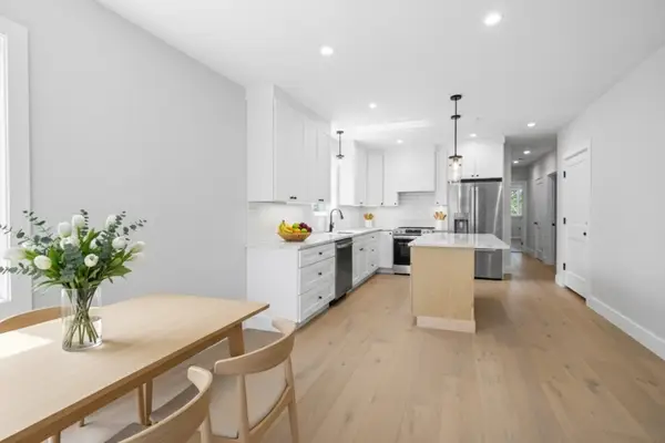 3 Franklin St #C, Somerville, MA 02145