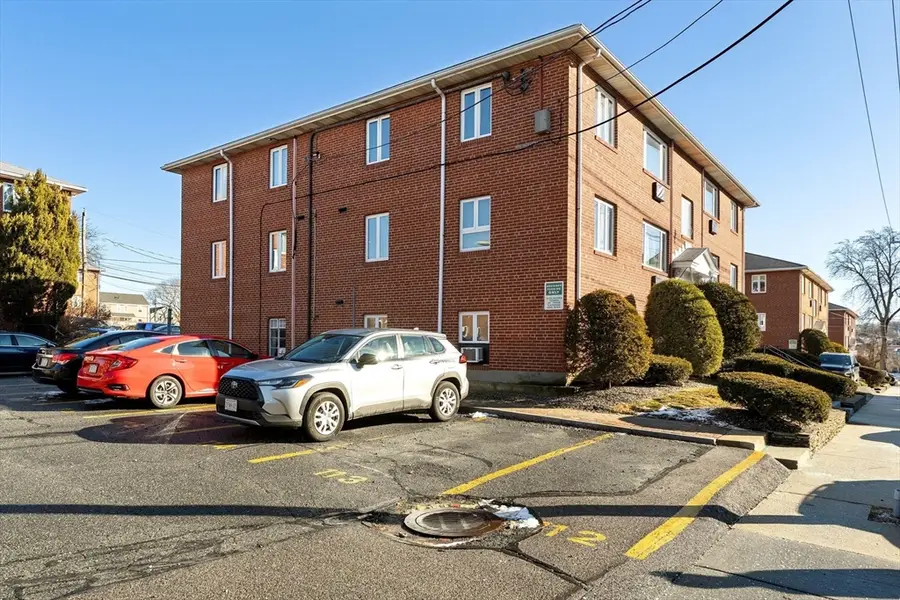 133 Warren St #3, Watertown, MA 02472 - Image #3