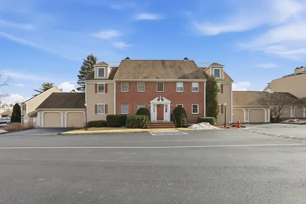 11 Weatherly Dr #11, Salem, MA 01970