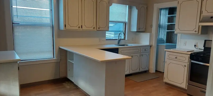 9 Oakview Ter, Boston, MA 02130 - Image #2