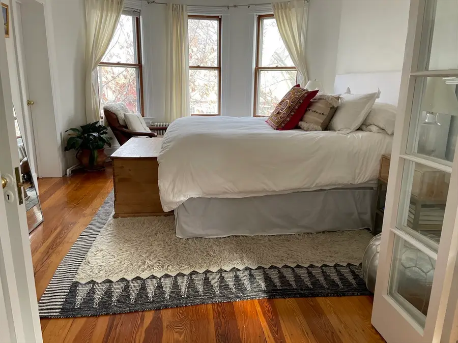 9 Oakview Ter, Boston, MA 02130 - Image #3