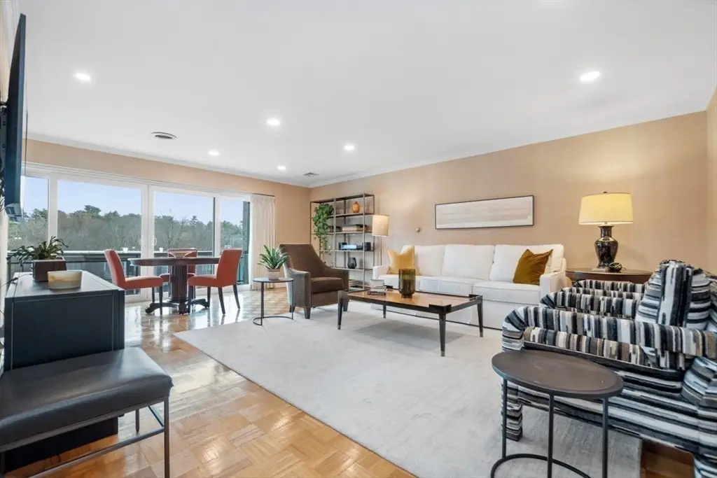 1202 Greendale Ave #133, Needham, MA 02492 - Image #1