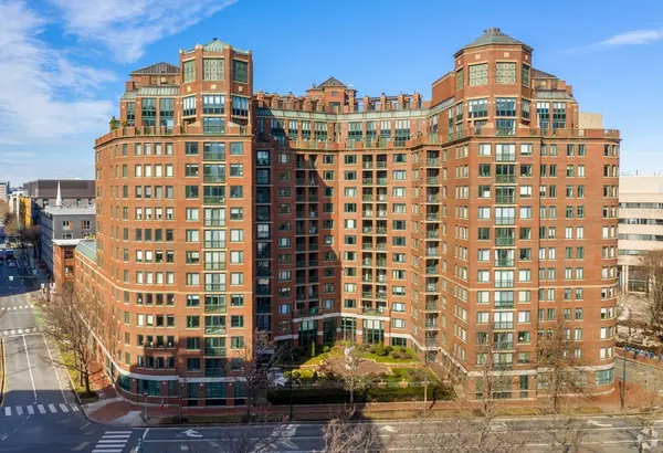 10 Rogers Street #606, Cambridge, MA 02142