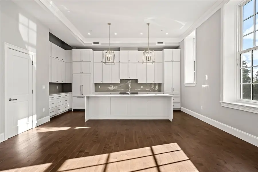 20 Mechanic Square #2, Marblehead, MA 01945 - Image #2