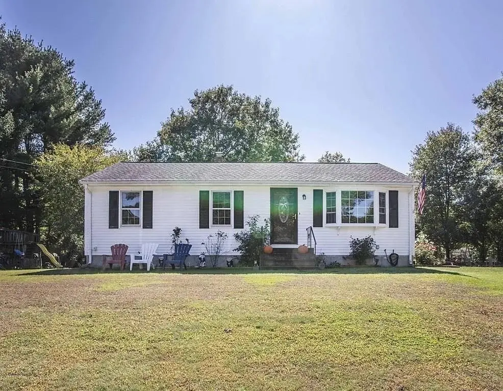 10 Walter St, Norton, MA 02766 - Image #1