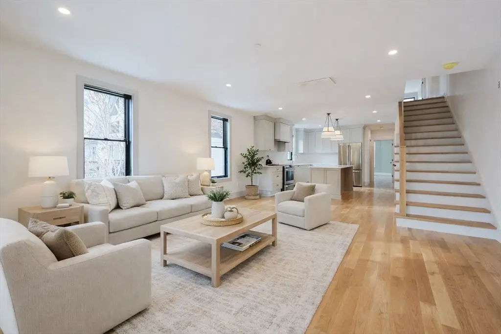 68 Rowe St #3, Boston, MA 02131 - Image #1