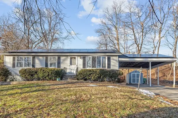 5 Catherine St, Clinton, MA 01510