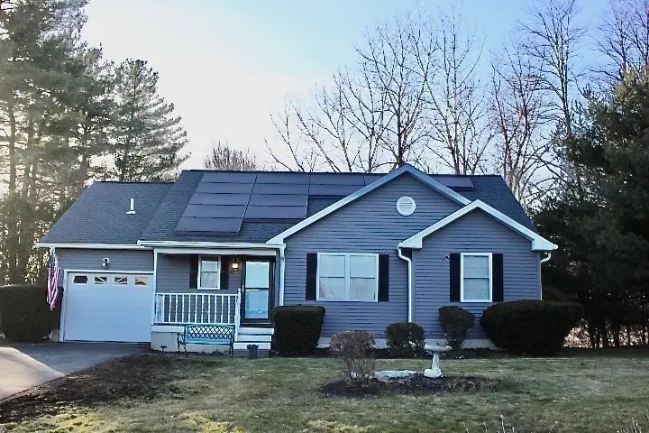 15 Elizabeth Dr #15, Northborough, MA 01532 - Image #1