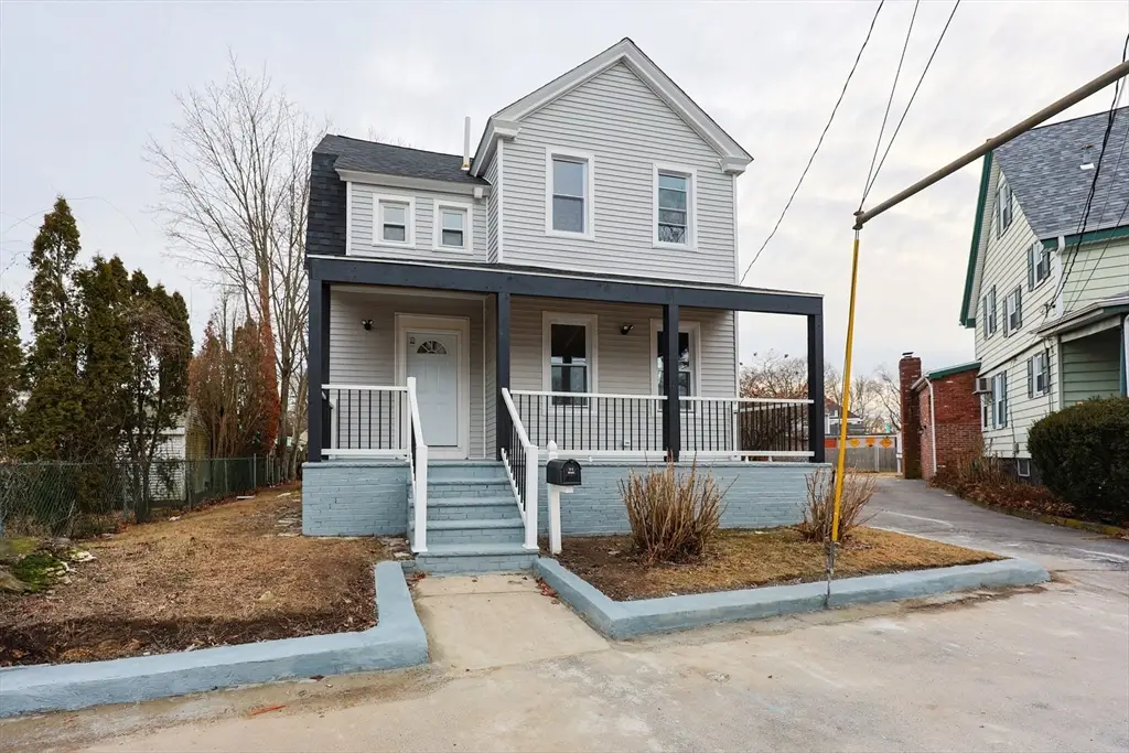 135 Washburn St, Taunton, MA 02780 - Image #1