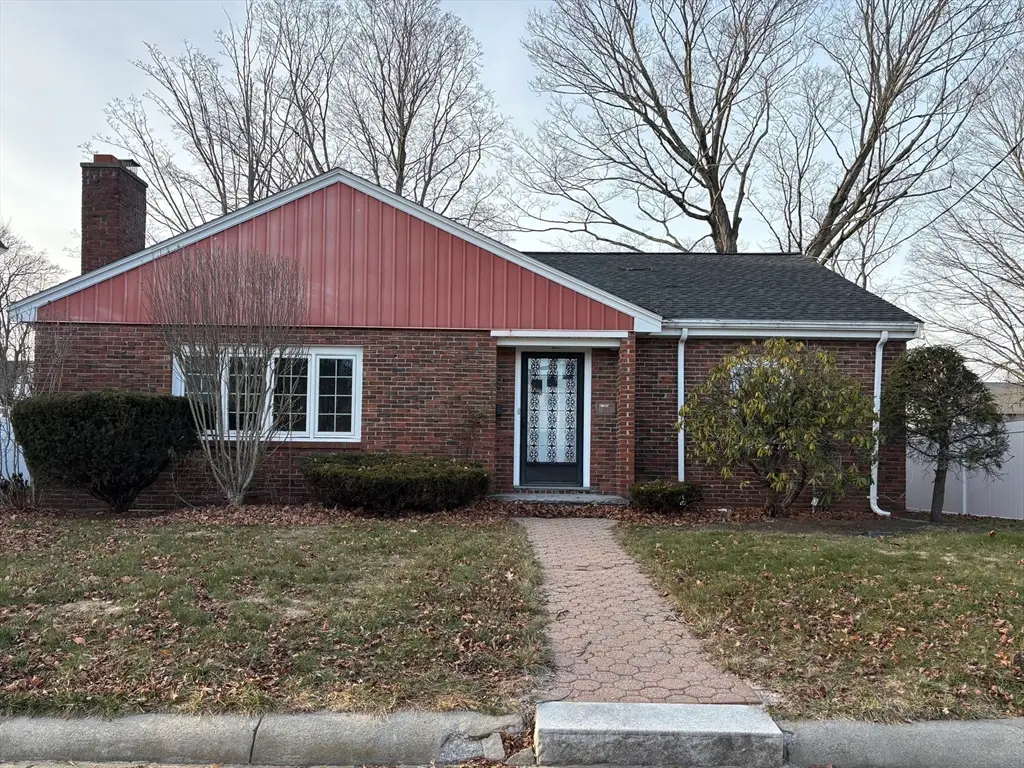 172 Florence St, Melrose, MA 02176 - Image #1