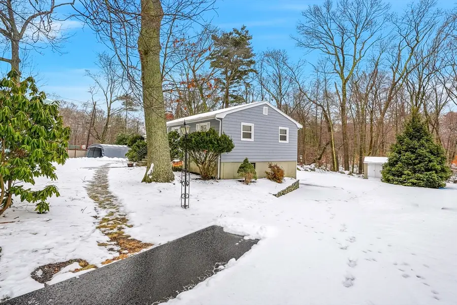 358 Underwood St, Holliston, MA 01746 - Image #2
