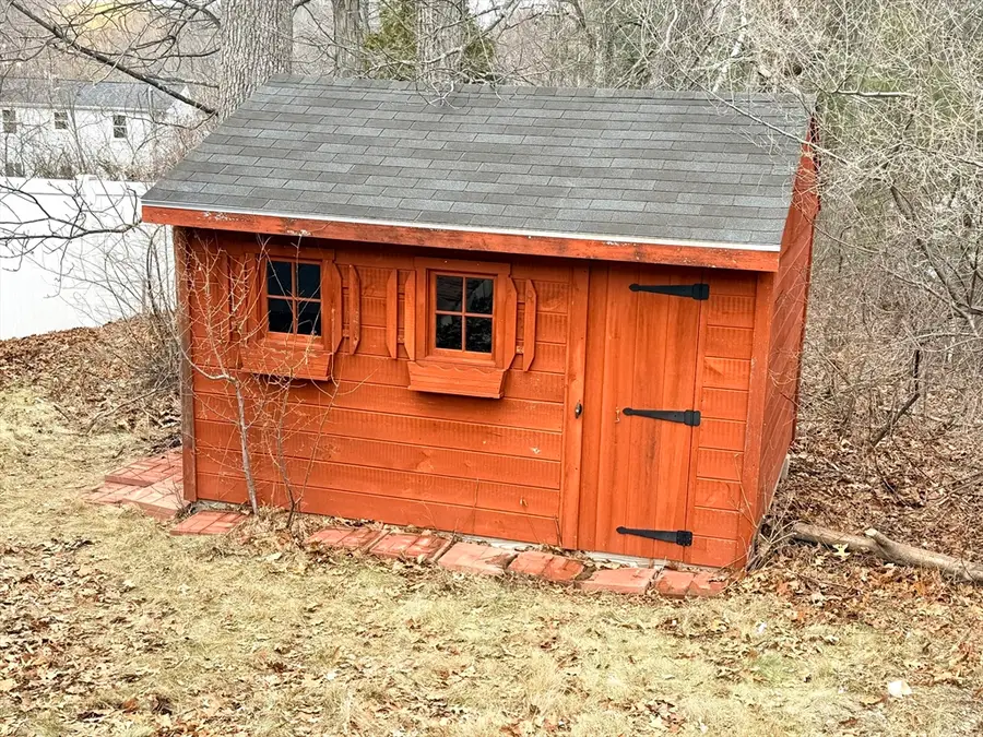 11 Timrod Dr, Worcester, MA 01603 - Image #3