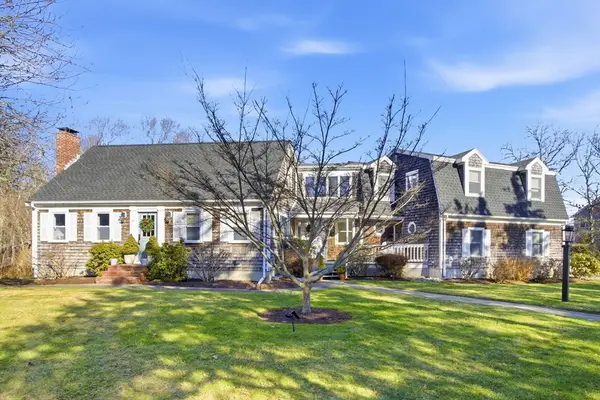 15 Bay View Ave Ms, Mattapoisett, MA 02739