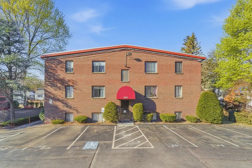 1011 Main St #5, Woburn, MA 01801 - Image #1