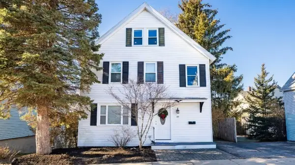 49 Spruce St, Winchester, MA 01890