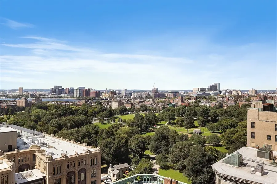 55 Lagrange St #1804, Boston, MA 02116 - Image #2