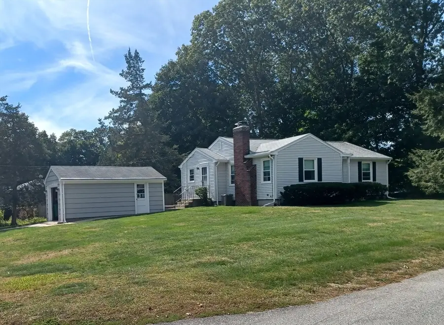 43 Starr Ln, Attleboro, MA 02703 - Image #2