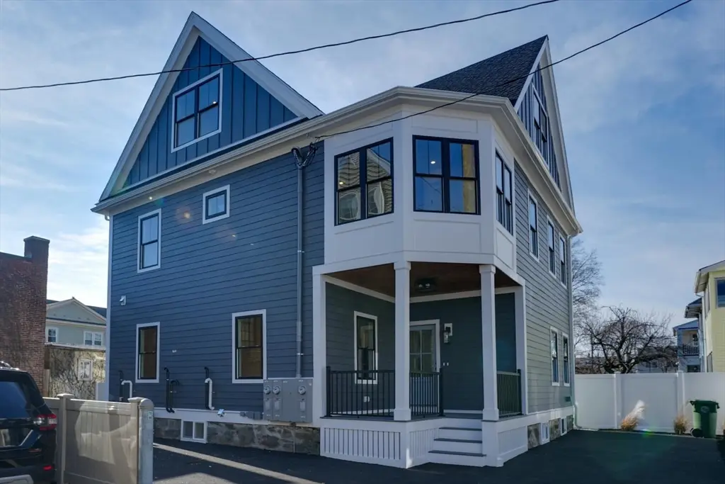 7 Melville Terrace #2, Watertown, MA 02742 - Image #1