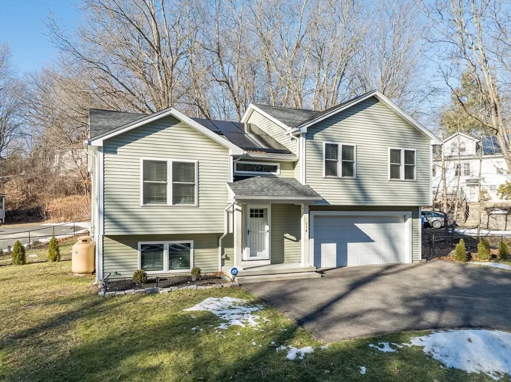 114 Riverton Road, Springfield, MA 01109 - Image #1
