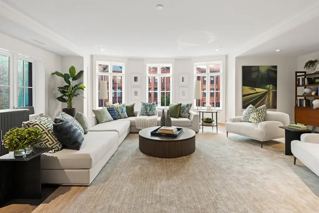 397 Commonwealth Avenue #2, Boston, MA 02215 - Image #1