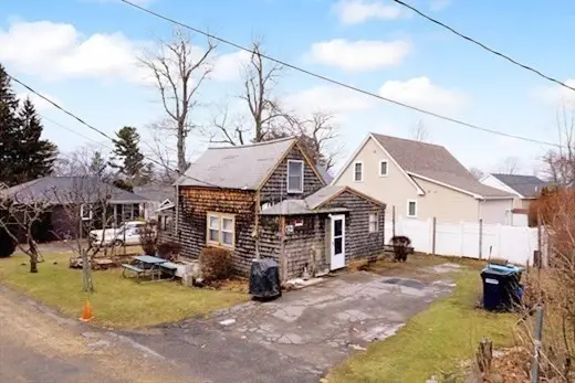 43 Trinity Ave, Sterling, MA 01564 - Image #1