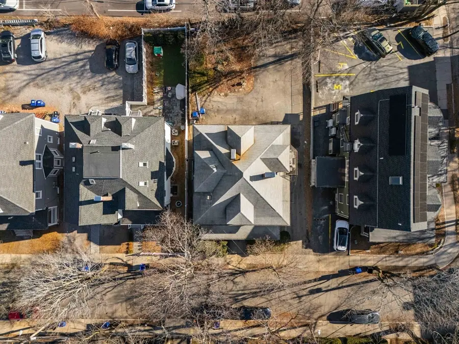 28 Winslow Rd, Brookline, MA 02446 - Image #3