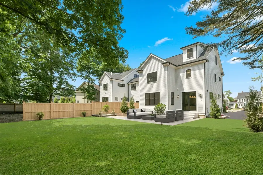 132 Hillside Ave #132, Needham, MA 02494 - Image #3