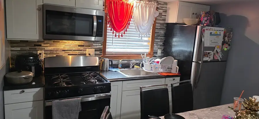 4 Pine St, Taunton, MA 02780 - Image #2