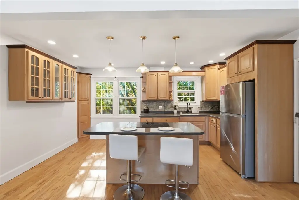 112 Maple St #6, Malden, MA 02148 - Image #1