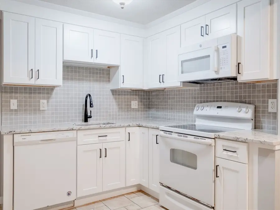 39 Pleasant #A6, Northborough, MA 01532 - Image #2