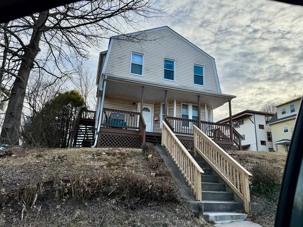 102 Hamilton St, Worcester, MA 01604 - Image #1