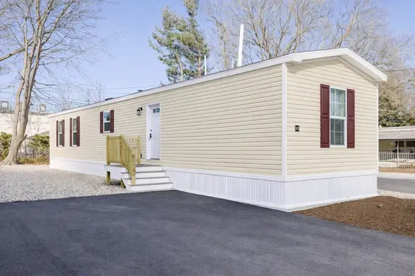 1346 Newport Ave #B-21, Attleboro, MA 02703