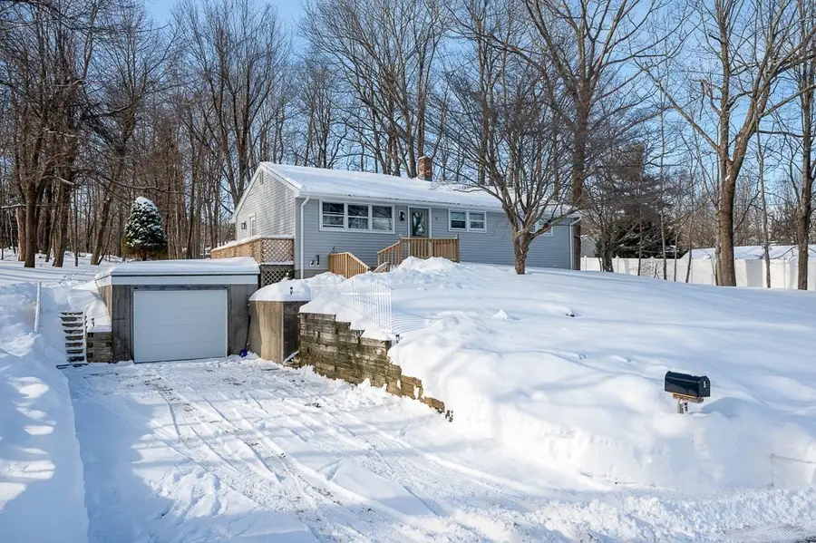 5 Karen Way, Rutland, MA 01543 - Image #2