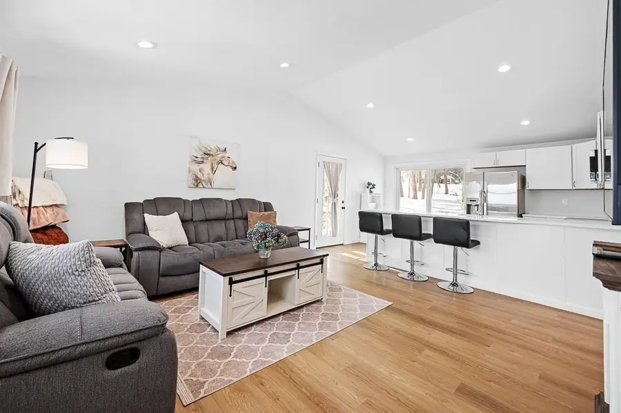 5 Karen Way, Rutland, MA 01543 - Image #3