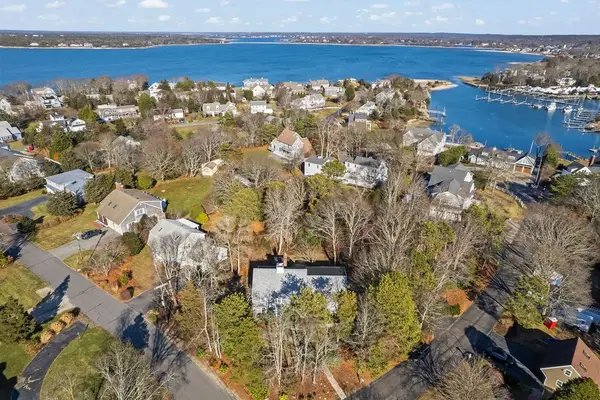 209 Waterside Dr, Falmouth, MA 02556