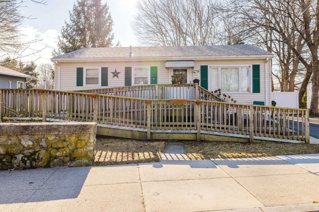 1243 New Boston Rd, Fall River, MA 02720 - Image #1