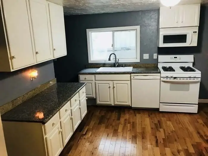 18 Lawrence St, Brockton, MA 02301 - Image #2