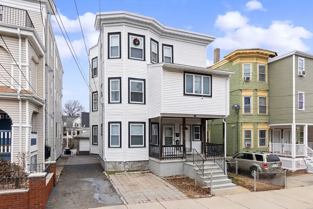 132 Vernal St, Everett, MA 02149 - Image #1