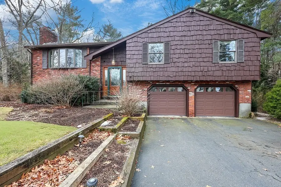 254 Daniels St, Franklin, MA 02038 - Image #2