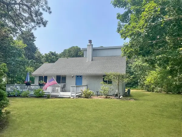 8 Court St, Edgartown, MA 02539
