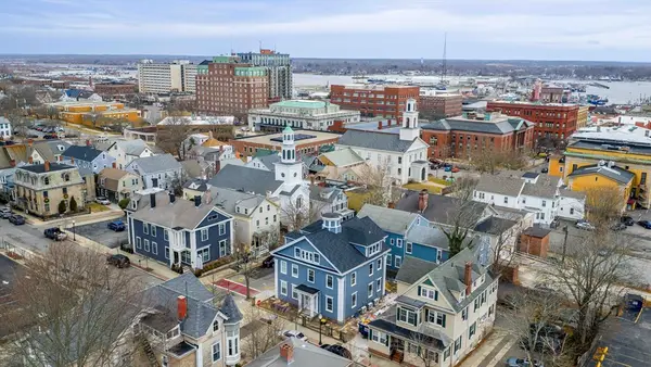 110 Eighth St, New Bedford, MA 02740