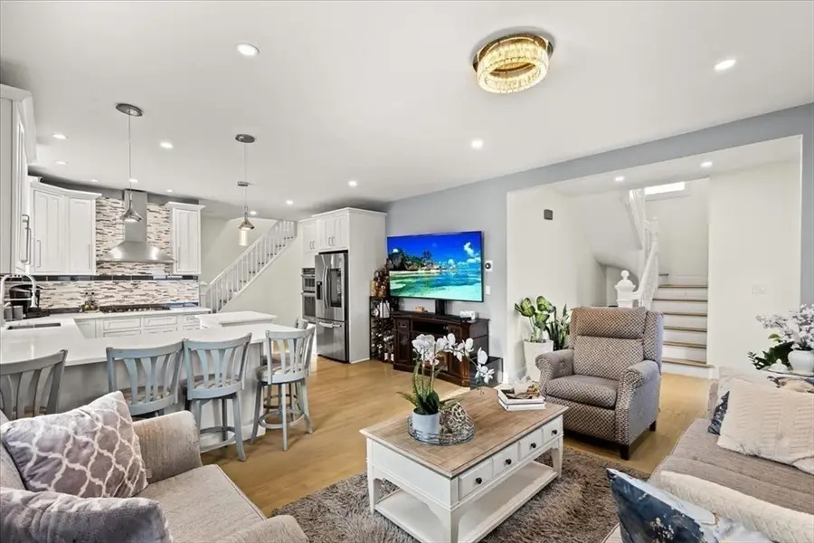 6 Arion St, Boston, MA 02125 - Image #3