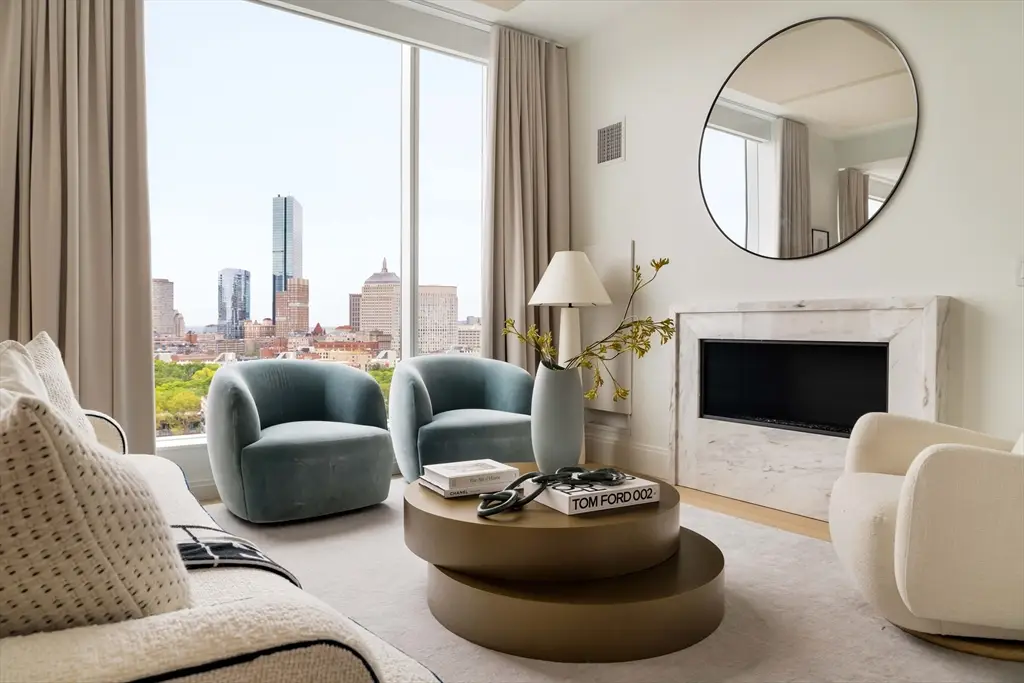 370-380 Harrison Avenue #PH2G, Boston, MA 02118 - Image #1