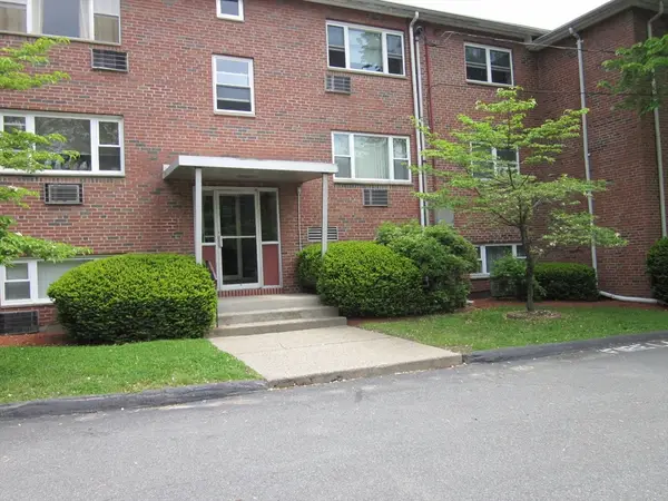 73 Walnut Street #6, Newton, MA 02460