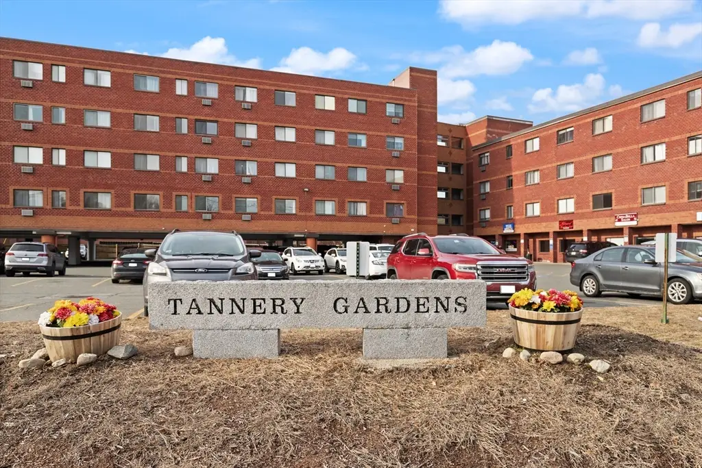 111 Foster St #305, Peabody, MA 01960 - Image #1