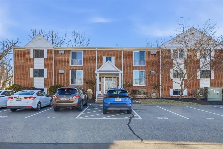 7 Birchwood Pointe #101, Amesbury, MA 01913 - Image #2