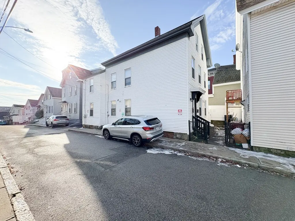 5 Floyd St, Lowell, MA 01852 - Image #1
