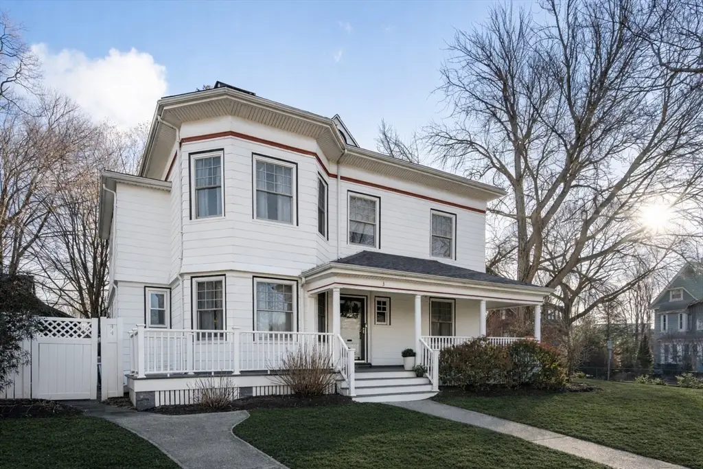 3 Ocean St, Boston, MA 02124 - Image #1